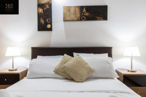 Seafront - Top Location, Top floor with WIFI & AC by 360 Estates
